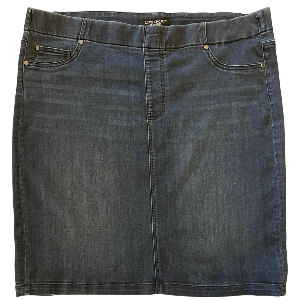 Liverpool Blue Denim Pencil Skirt Womens Size 22W Stretch Pull on Work Teacher
